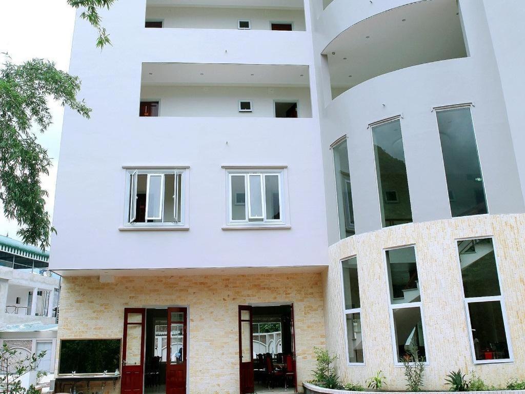 Ngoc Bach Hotel Mai Châu Exterior foto